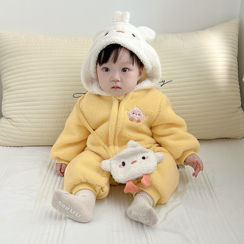 婴儿衣服冬季加厚新哈衣女宝宝衣服可爱连帽背包小鸡婴儿连体衣