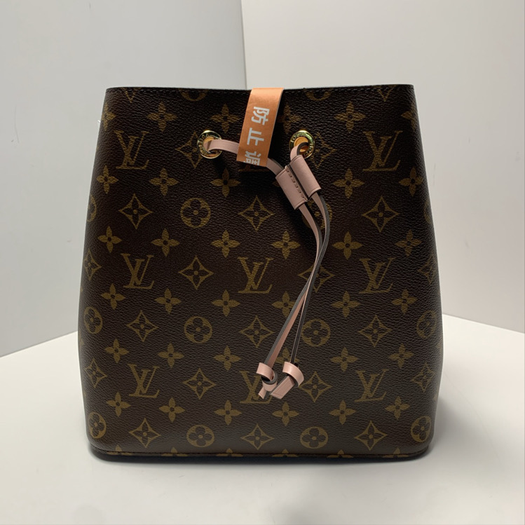 99新 LouisVuitton/路易威登 莎莎NÉONOÉ 水桶包 中号 26 老花