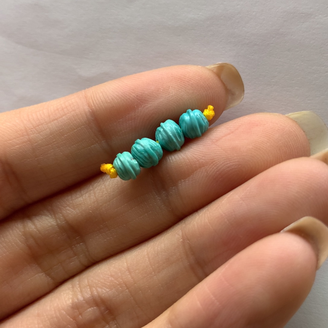 绿松石配饰未镶嵌