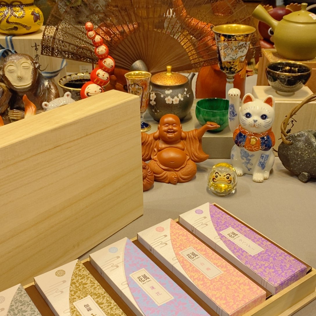 如图所示 观兰器物