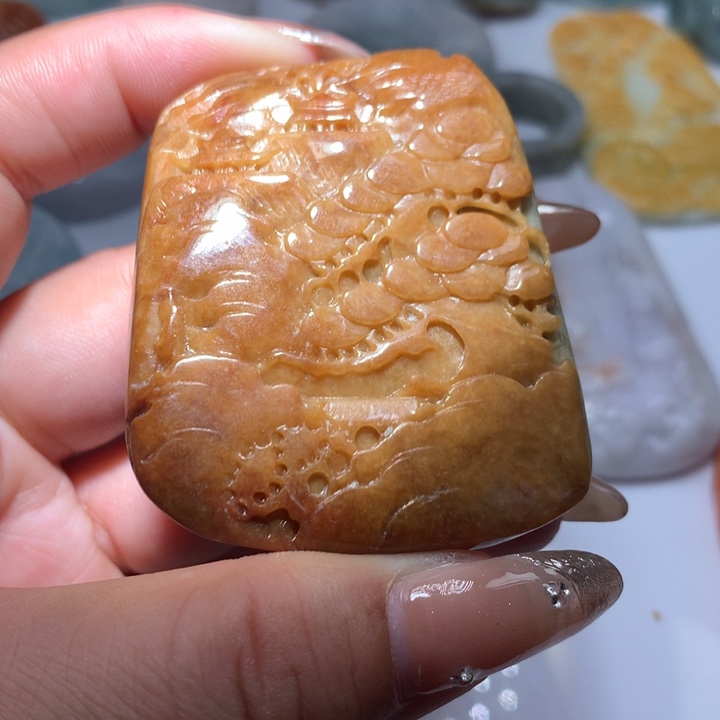 翡翠未镶嵌颈饰保真天然A货翡翠