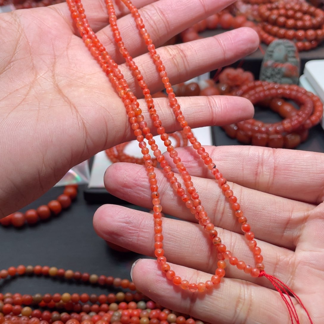 南红玛瑙手链未镶嵌
