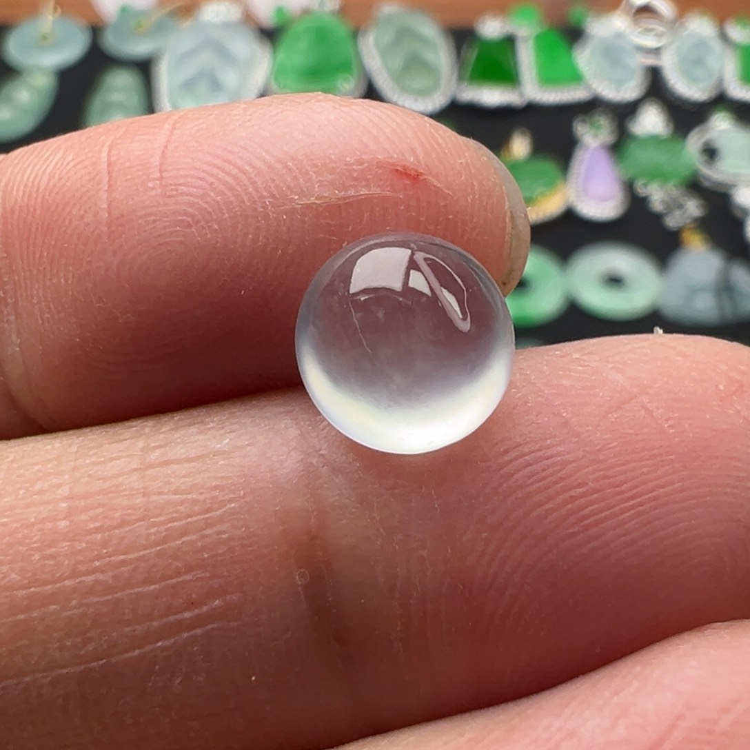 翡翠颈饰未镶嵌蛋8.1 