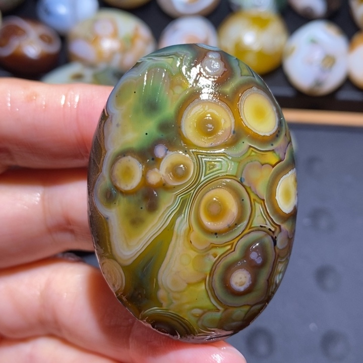 未镶嵌玛瑙/玉髓珠宝半成品33