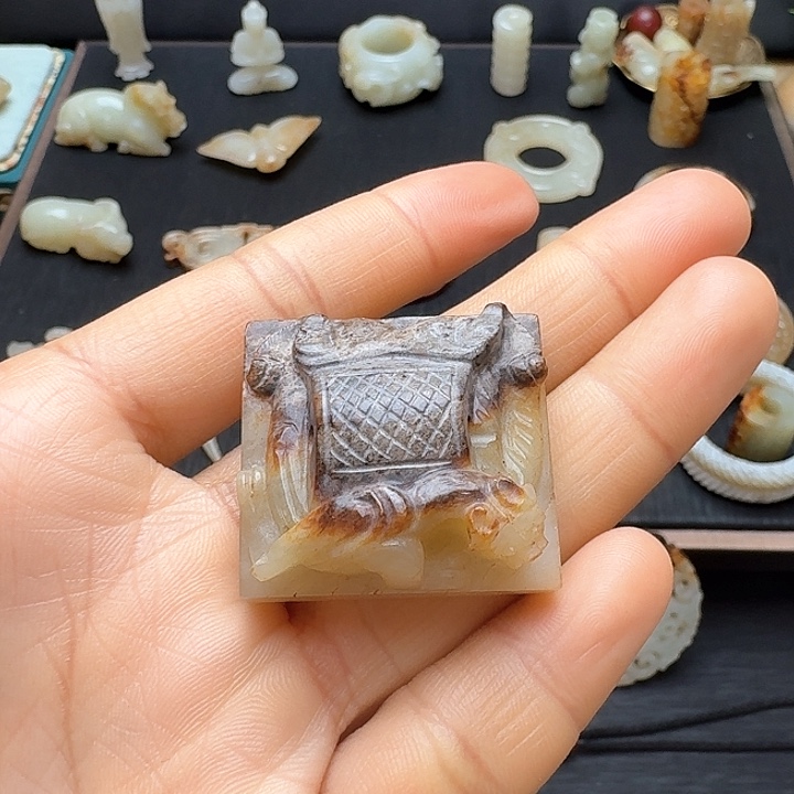 和田玉挂件未镶嵌山**逢