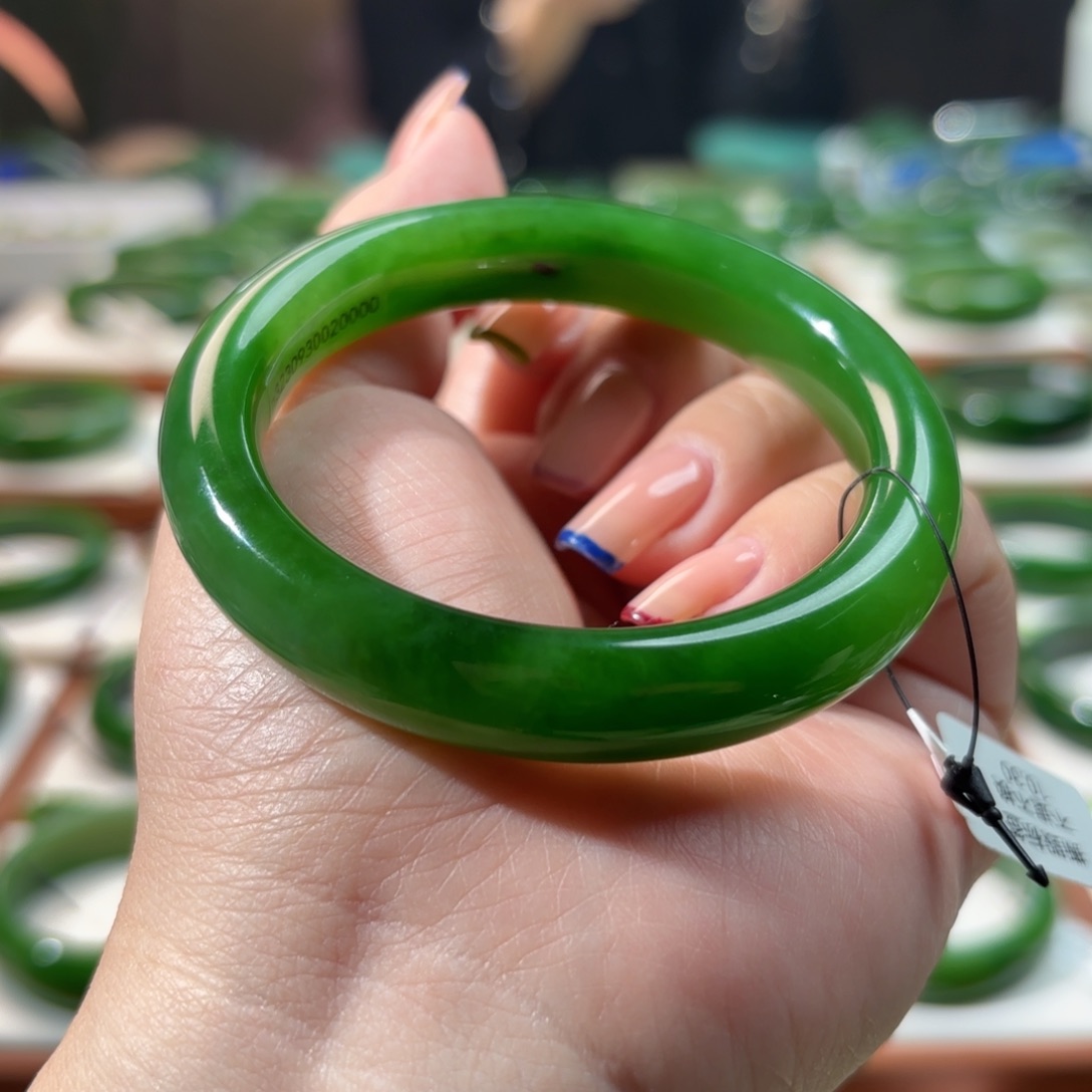 未镶嵌手镯和田玉（碧玉）57