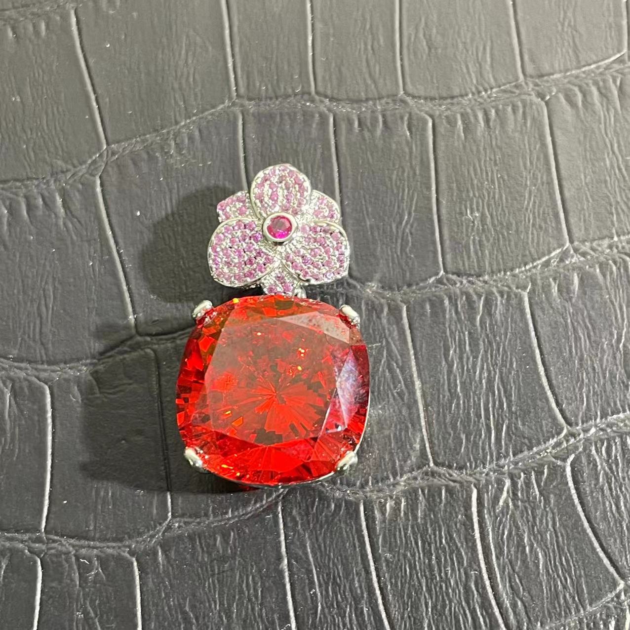  TZSS-1118精美时尚吊坠多样性发一件