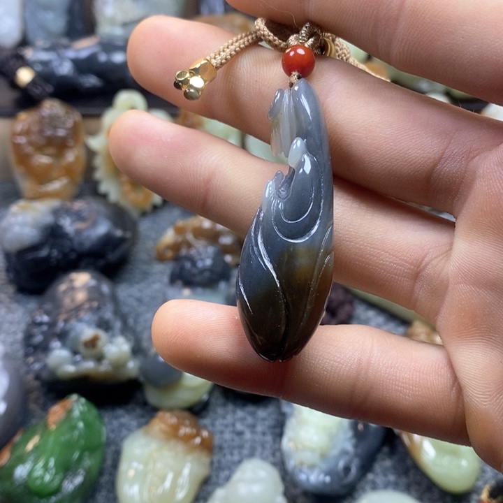 和田玉（糖玉）挂件未镶嵌