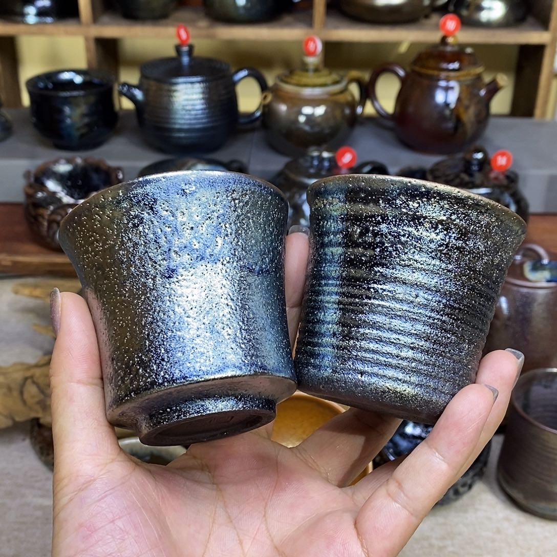云南建水柴烧碳化微瑕主人杯