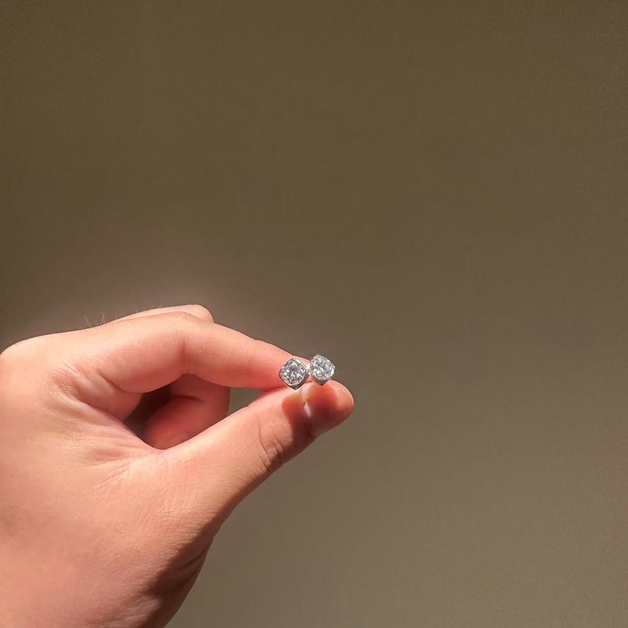 H163 精美珠宝耳饰