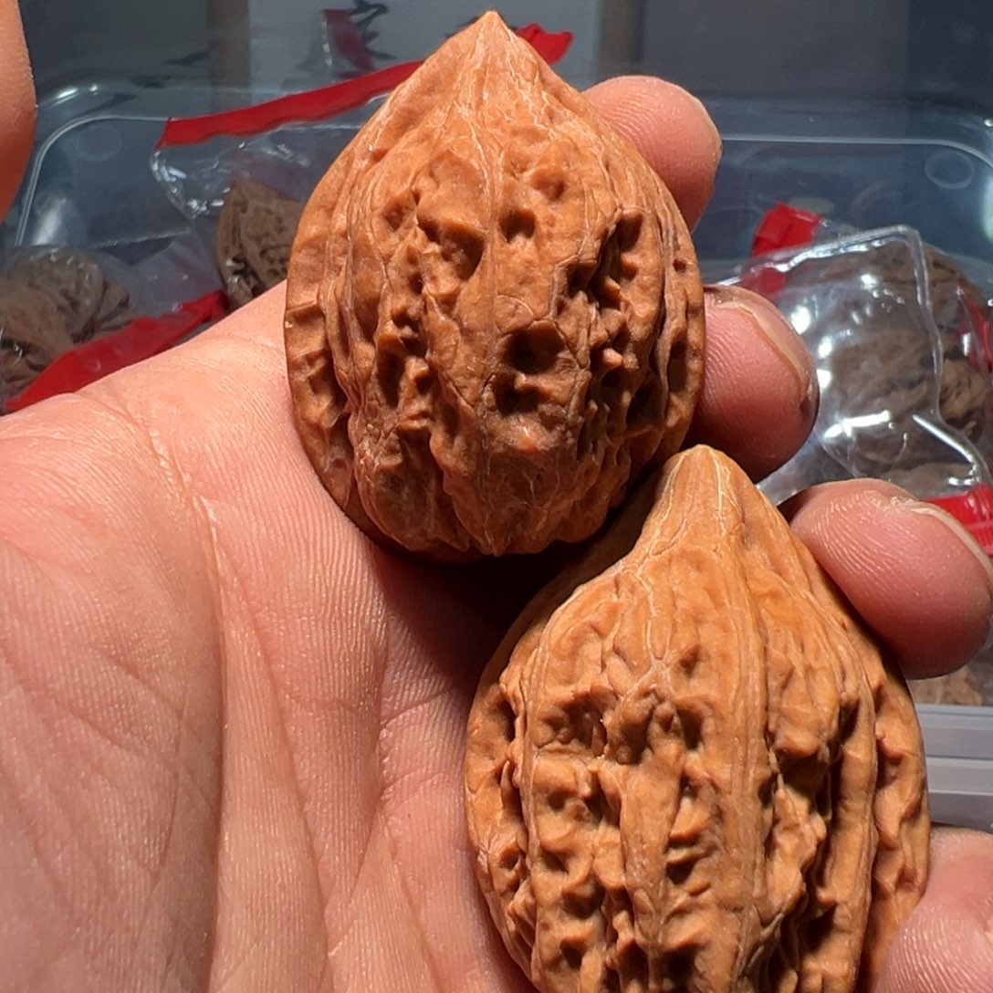 文玩核桃，瓷瓶鸭嘴