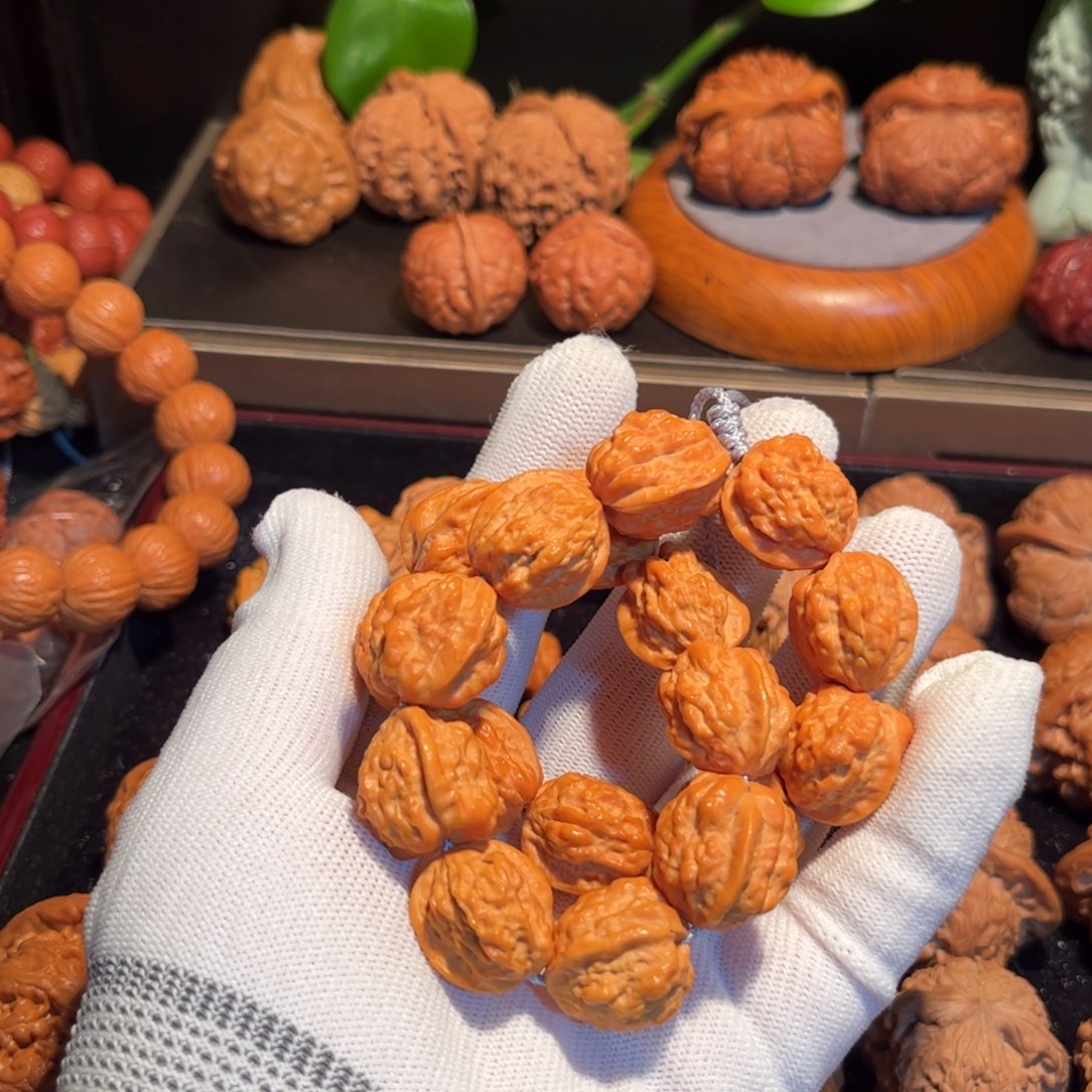 【闪购商品】文玩核桃把件奔**儿哈摸头