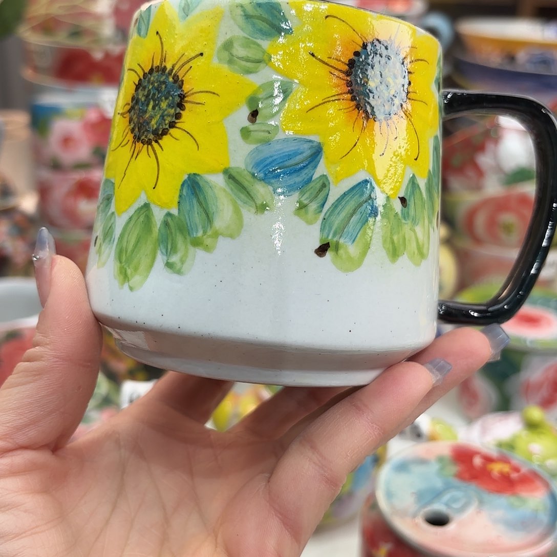 瓷片在这里我们都有很多话需要你