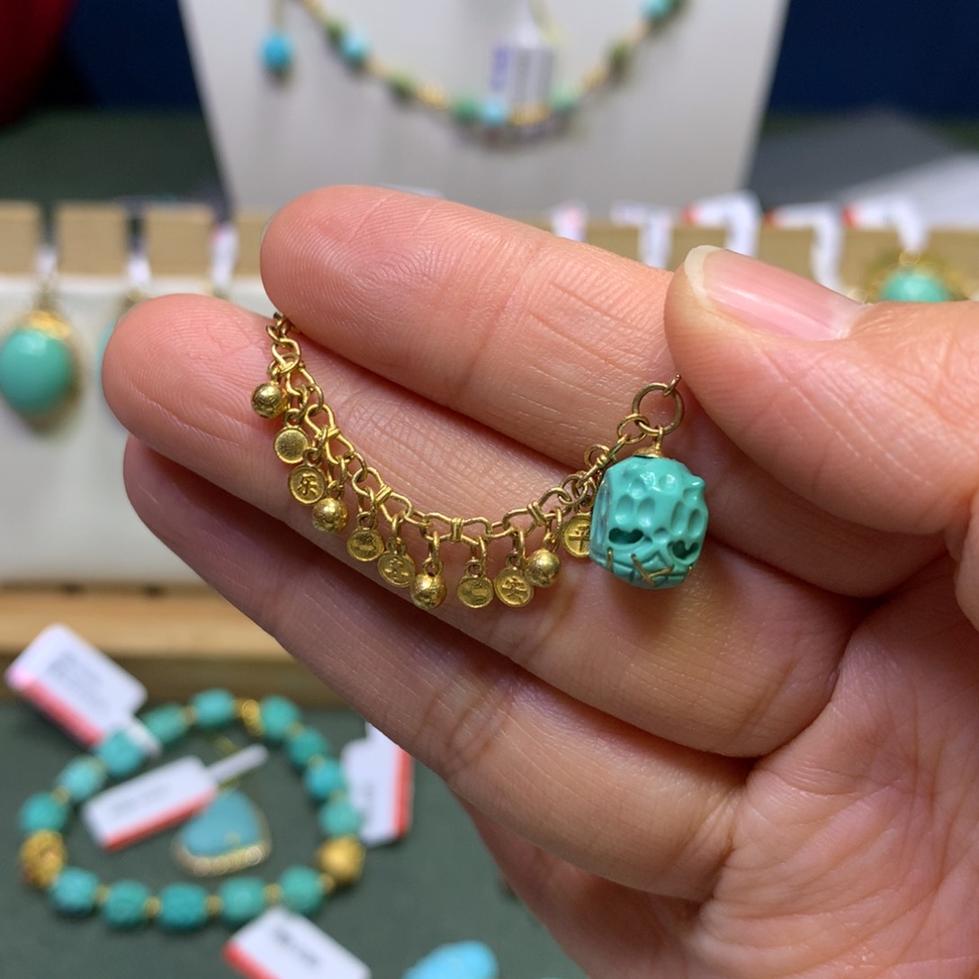 绿松石挂件18K金镶嵌