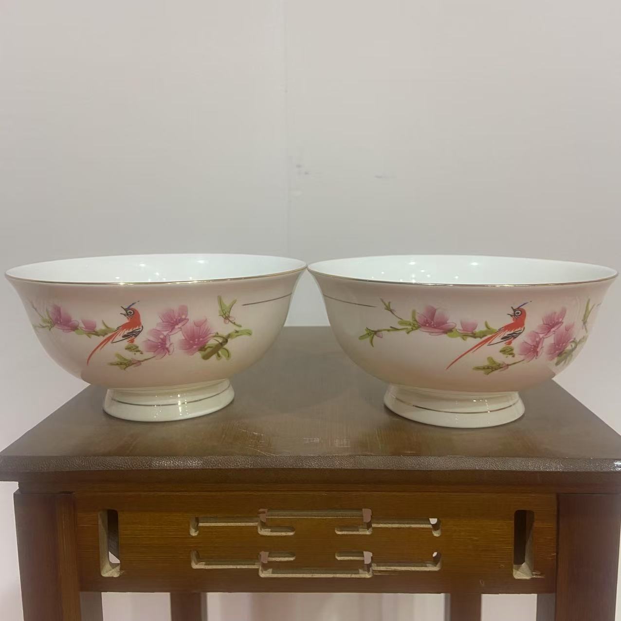 567薄胎水点桃花6.5英寸描金高脚碗-2个装