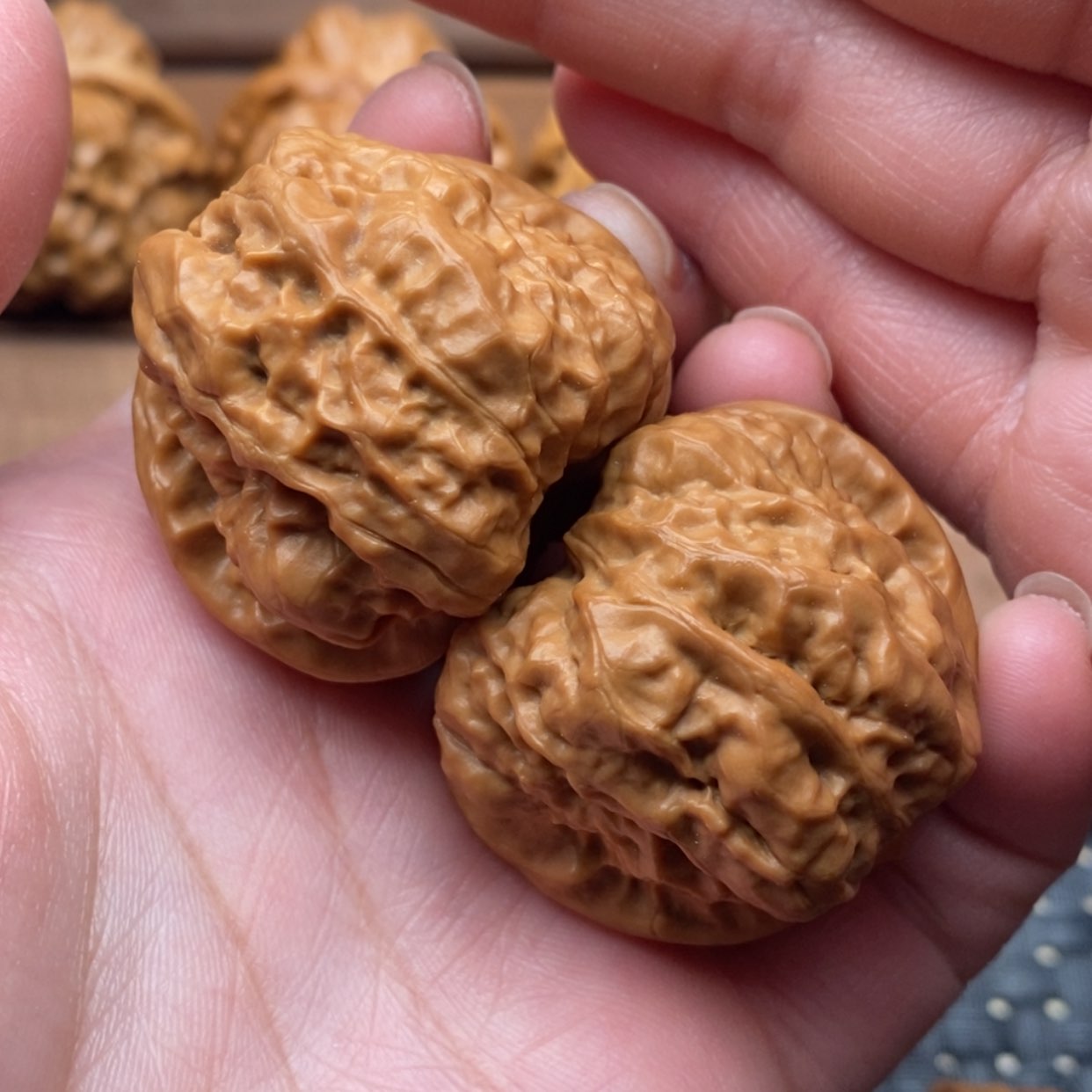 【闪购商品】文玩核桃把件边40左右