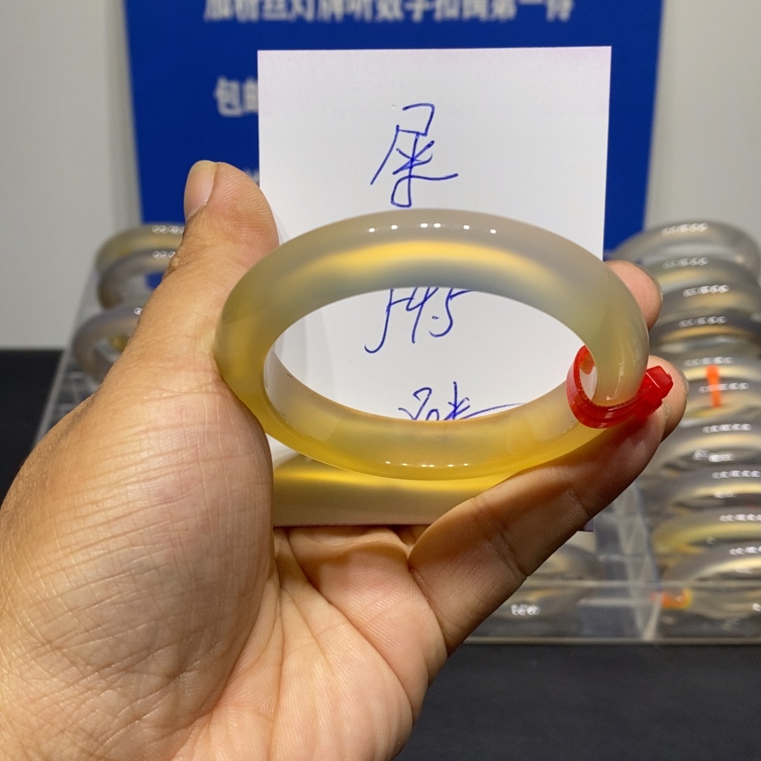 长***屎玛瑙/玉髓未镶嵌手镯