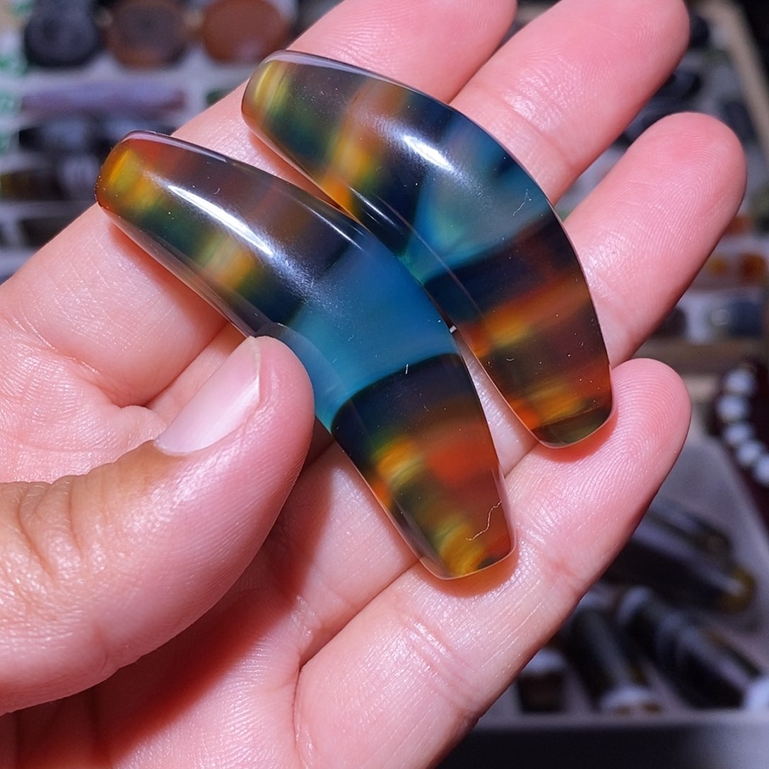 笑***生吊坠玛瑙未镶嵌…..