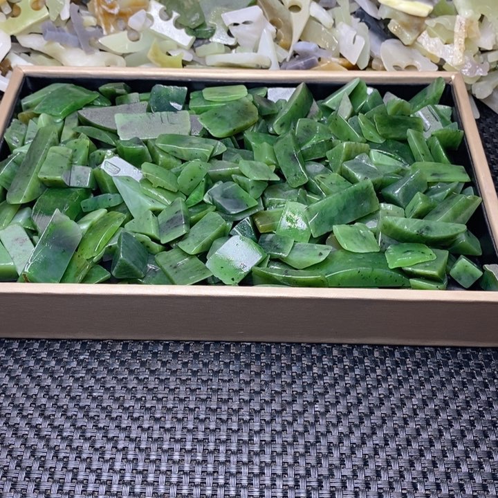 和田玉（糖玉）珠宝半成品未镶嵌