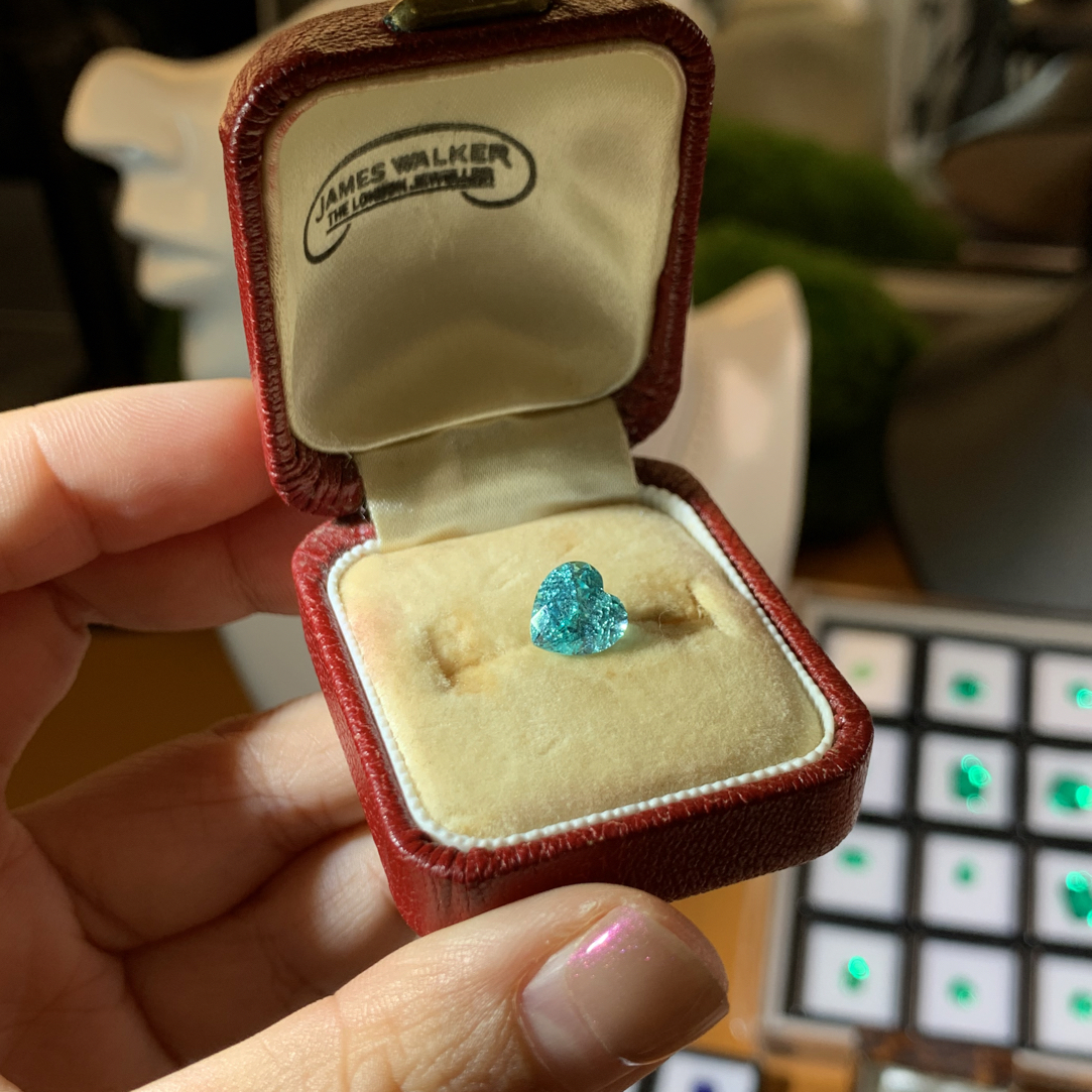 人造钇铝榴石培育碧玺帕拉伊巴4.6ct
