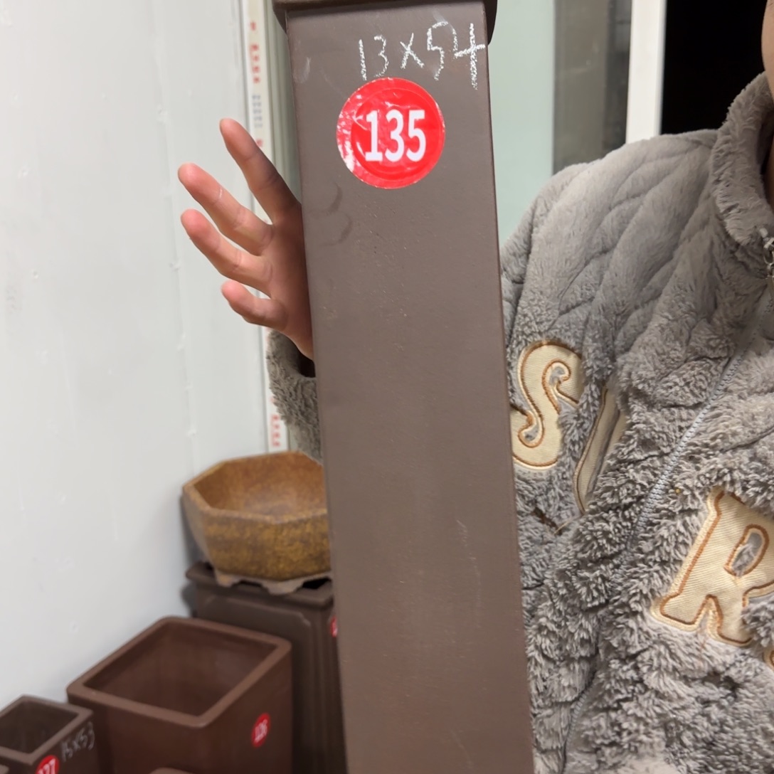 紫砂花盆呜呜呜呜