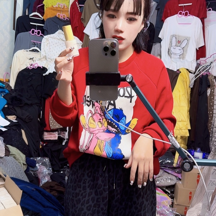 复活草粉底液啦啦