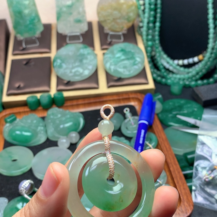 未镶嵌石英质玉珠宝半成品豪*