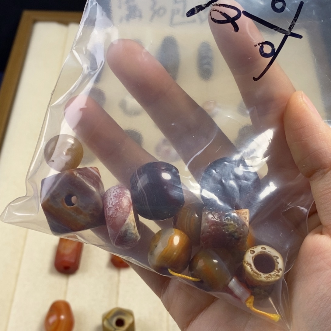 @***哥玛瑙/玉髓未镶嵌颈饰