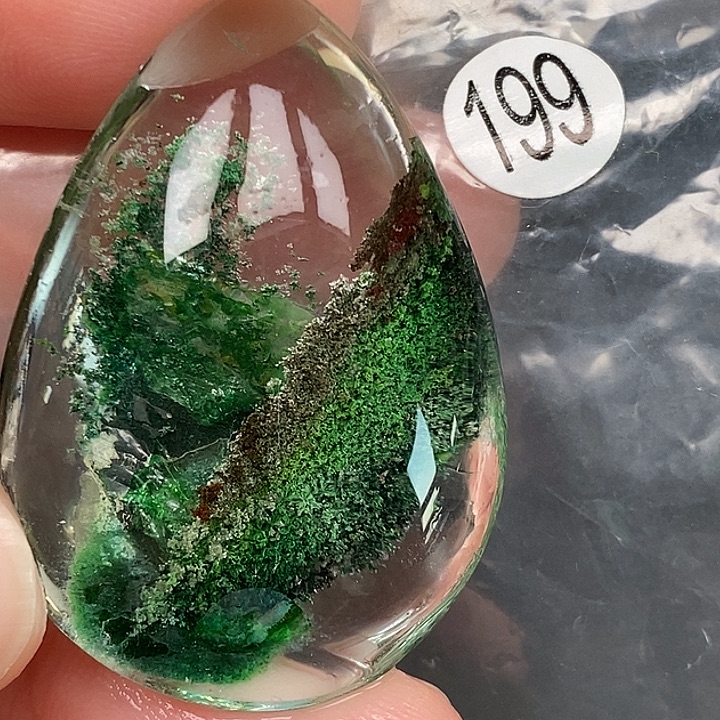 C***a颈饰未镶嵌水晶天然