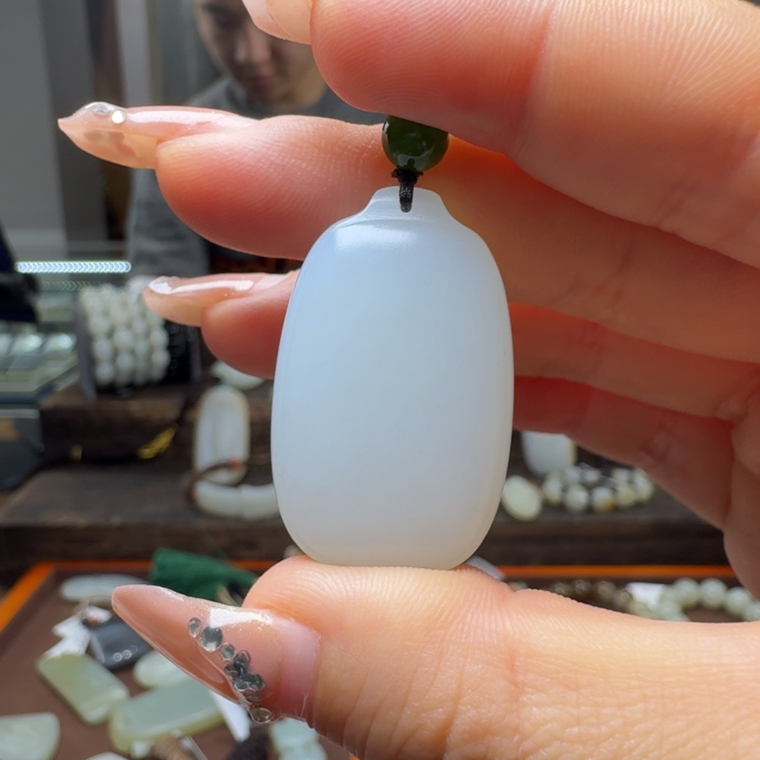 和田玉挂件未镶嵌