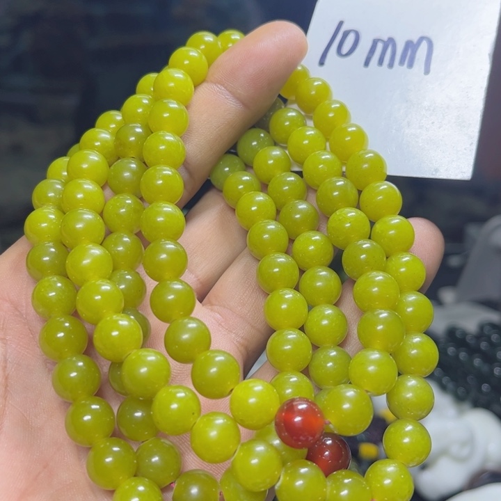 蛇纹石玉项链未镶嵌