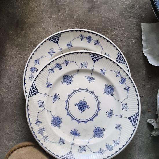 唐***唐瓷八寸平盘两个！！！！！