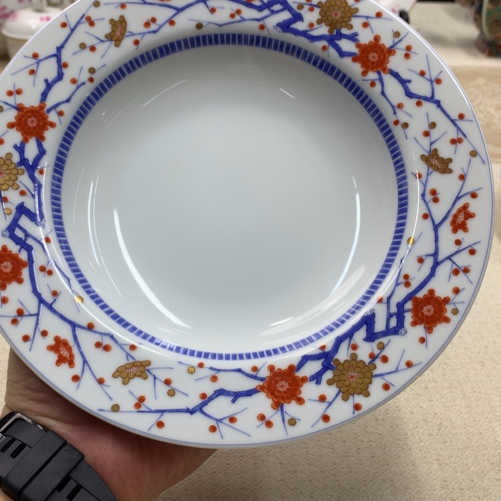 瓷片这首单曲的歌也