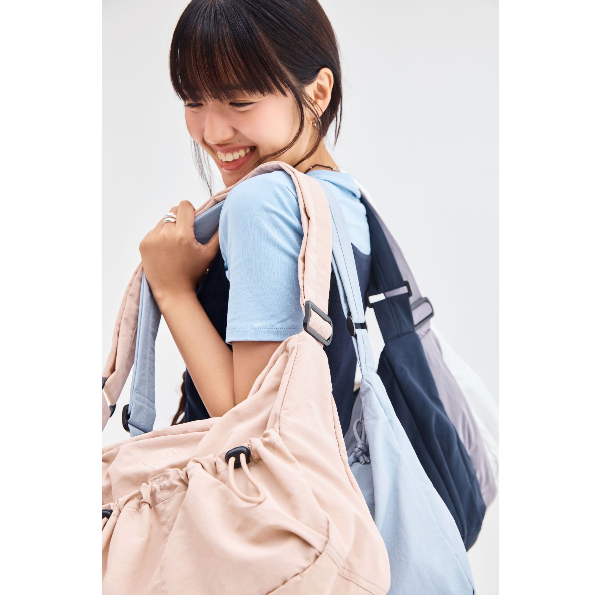 SPAO韩国同款2025年春季新品女士通勤简约单肩斜挎包SPAKFA9A62