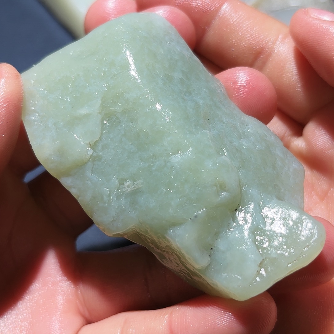 和田玉未镶嵌珠宝奇石