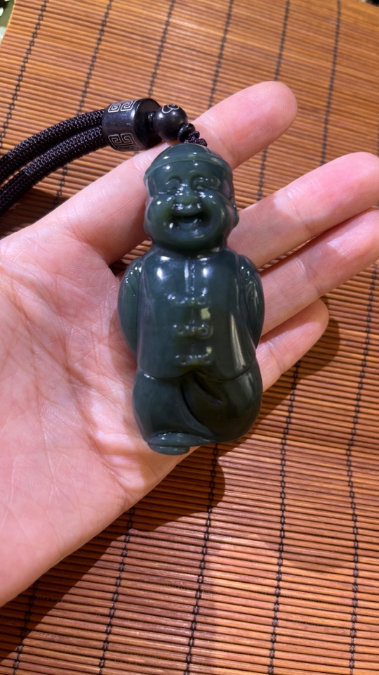 和田玉立体财主把玩件
