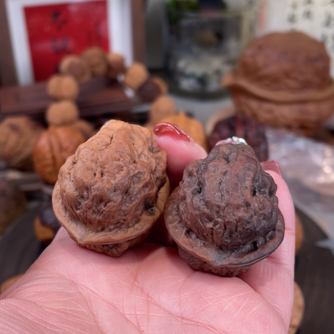 文玩核桃把件团龙