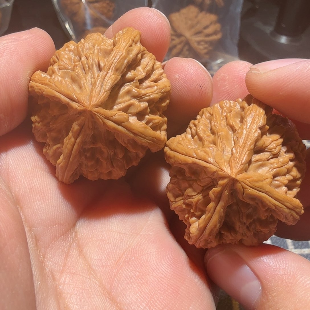 文玩核桃把件玉玺