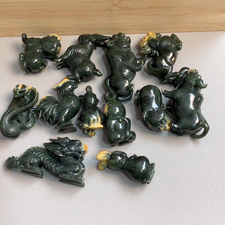 岫岩河磨玉（透闪石质玉）手把件未镶嵌吹****风