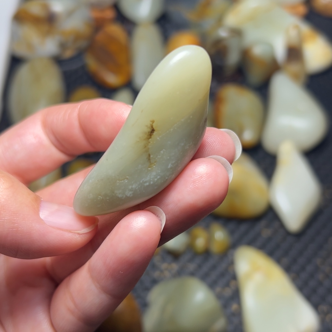 和田玉未镶嵌挂件A6