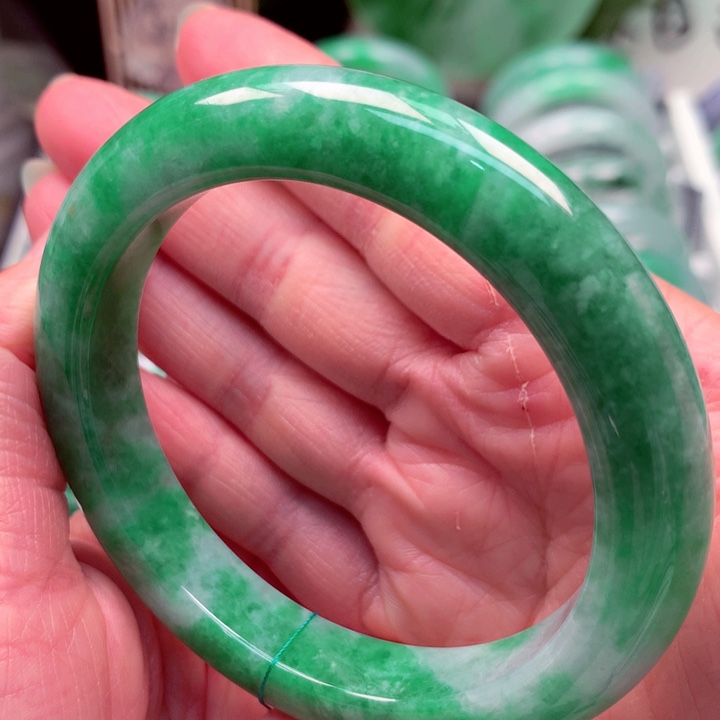 翡翠未镶嵌手镯天然翡翠手镯