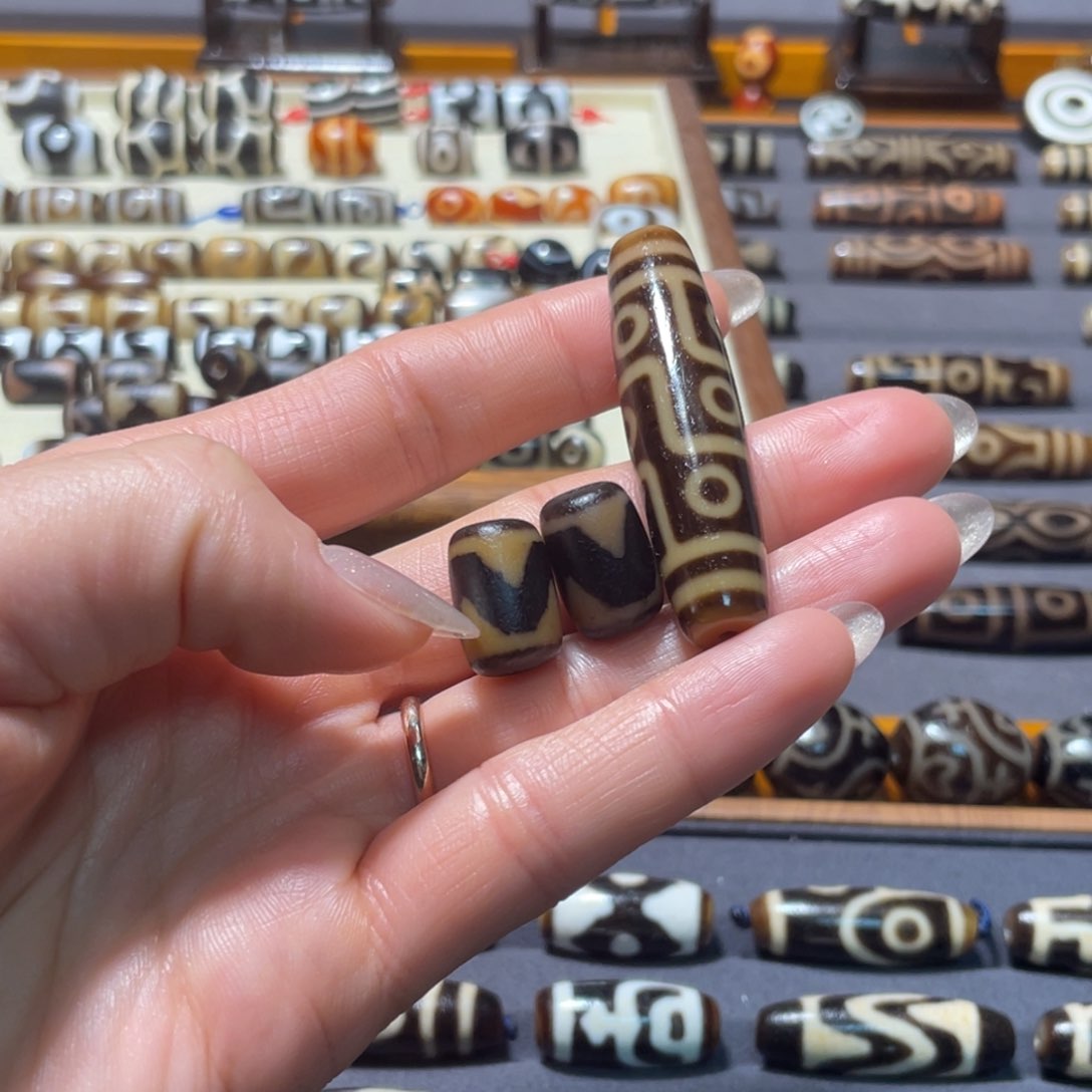 玛瑙/玉髓颈饰未镶嵌打***、