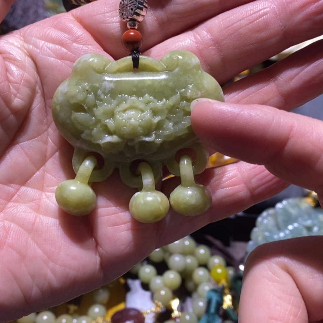 【闪购商品】岫玉毛衣链未镶嵌