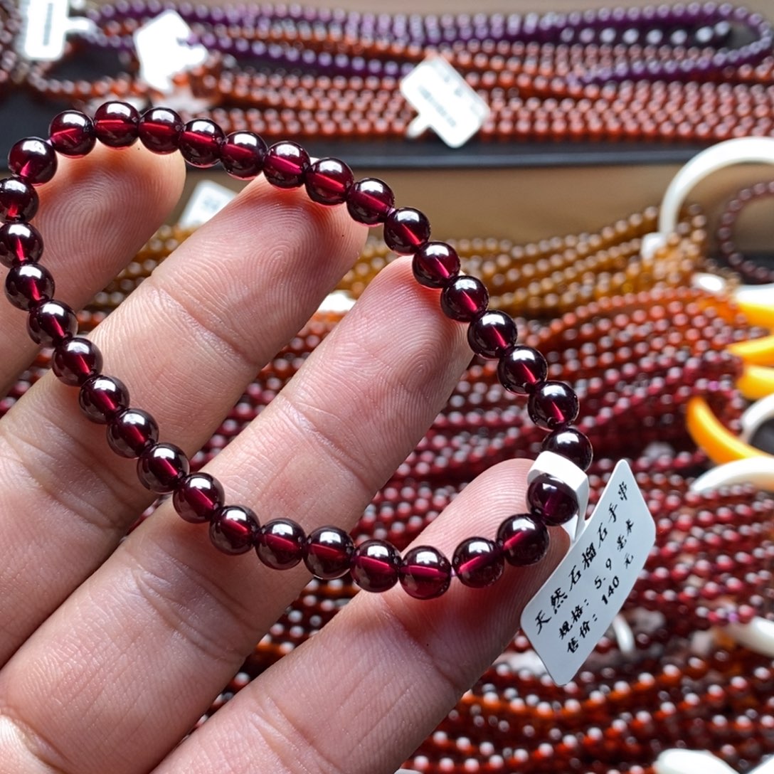手链石榴石未镶嵌5.9mm毕业级酒红色