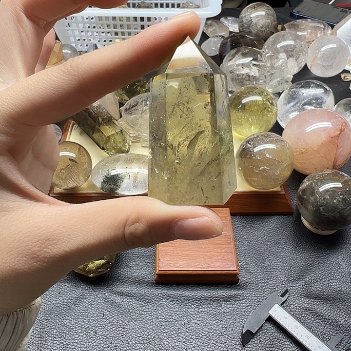 水晶未镶嵌珠宝半成品276水晶