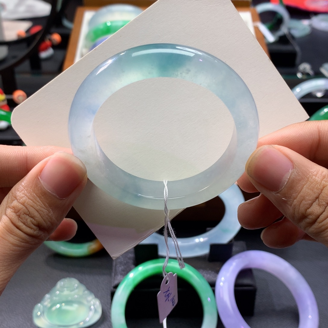 翡翠未镶嵌手镯正圈8号