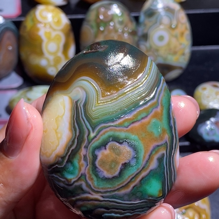 玛瑙/玉髓未镶嵌珠宝奇石100