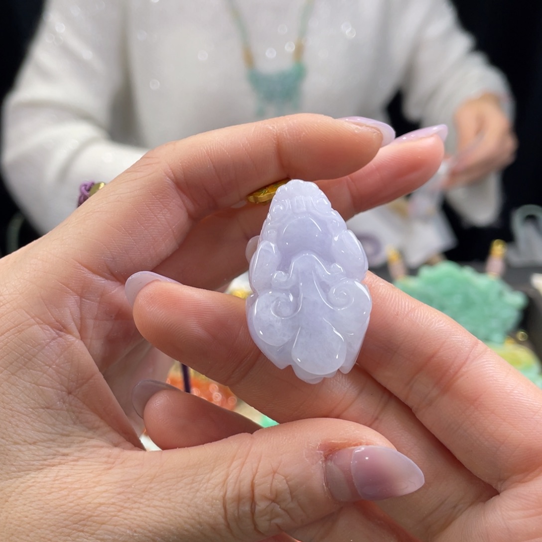 翡翠颈饰未镶嵌代编织