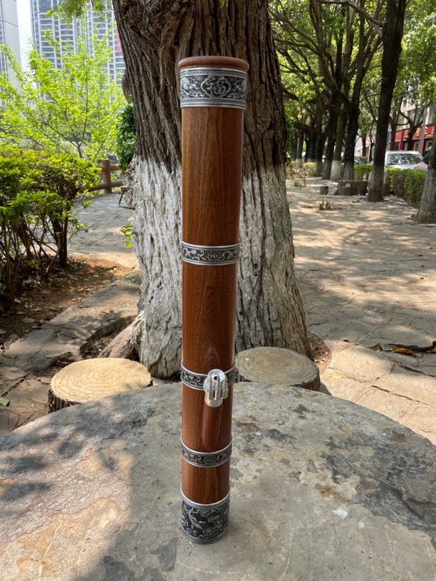 /香花梨中号复古铜包边/高68厘米/外径8厘米/烟筒内径6.5分花椒