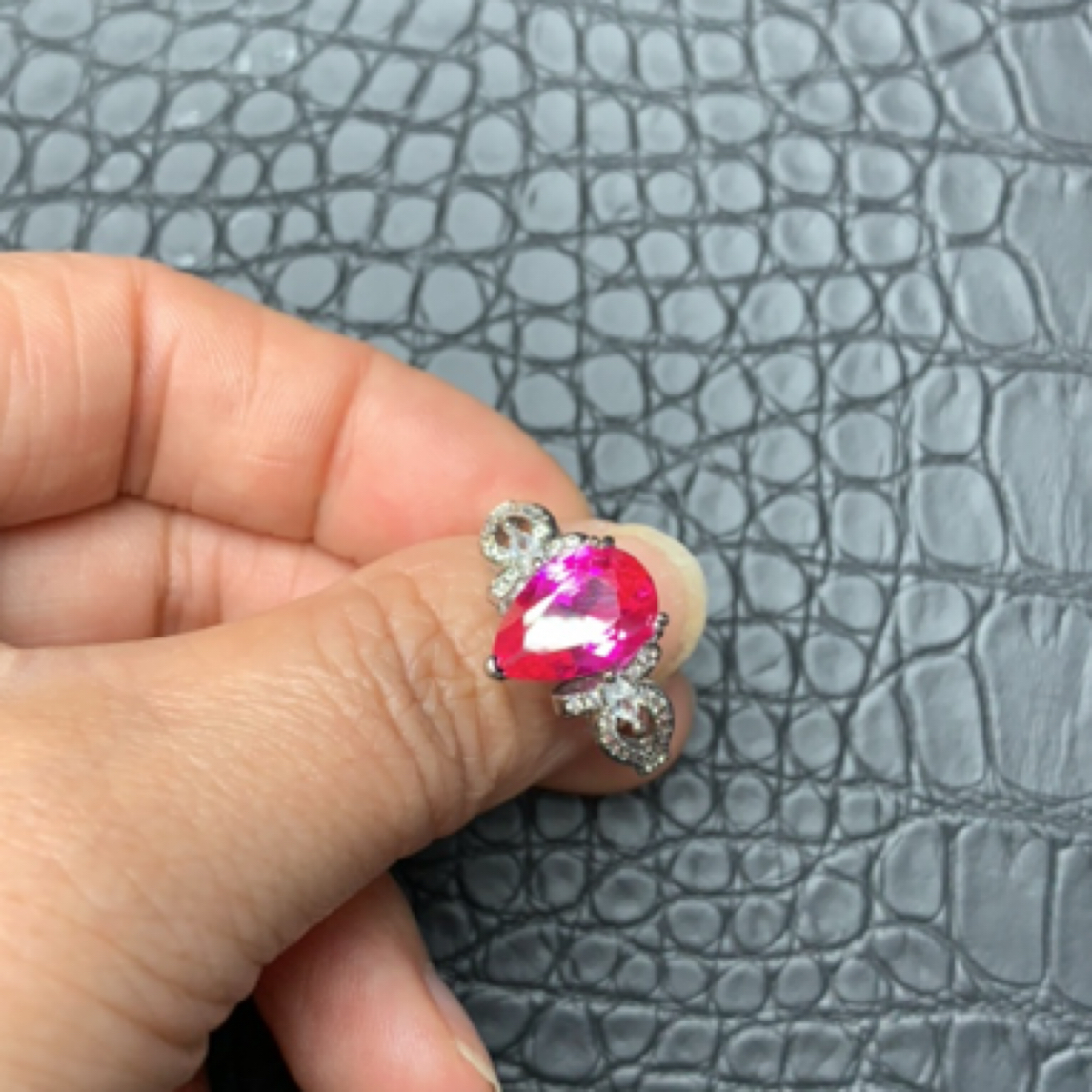 培育红宝石培育彩宝水滴戒指活口 玫红色233